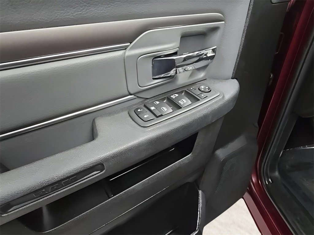 Used 2024 RAM 1500 Classic SLT image 10