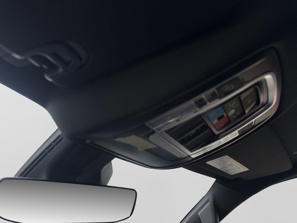 New 2026 RAM 1500 4x4 Crew Cab image 27