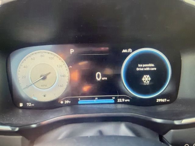 Used 2022 Hyundai Santa Fe SEL w/ Convenience + Premium Package image 9