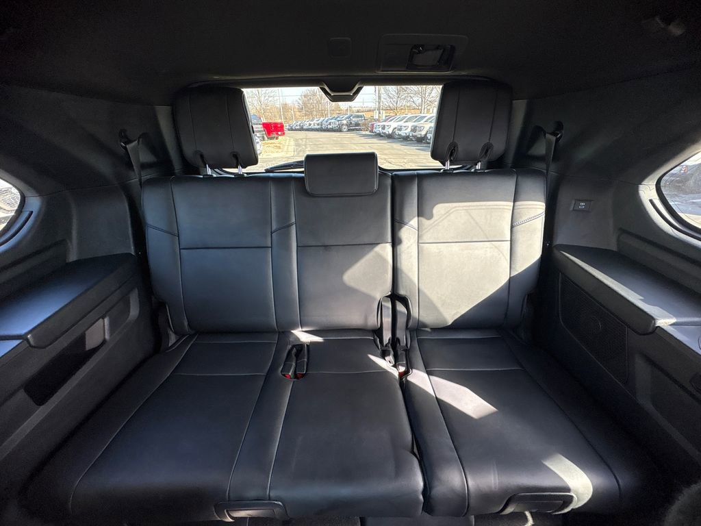Used 2024 Toyota Sequoia Platinum image 18