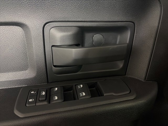 Used 2025 RAM 2500 Tradesman w/ Chrome Appearance Group image 22