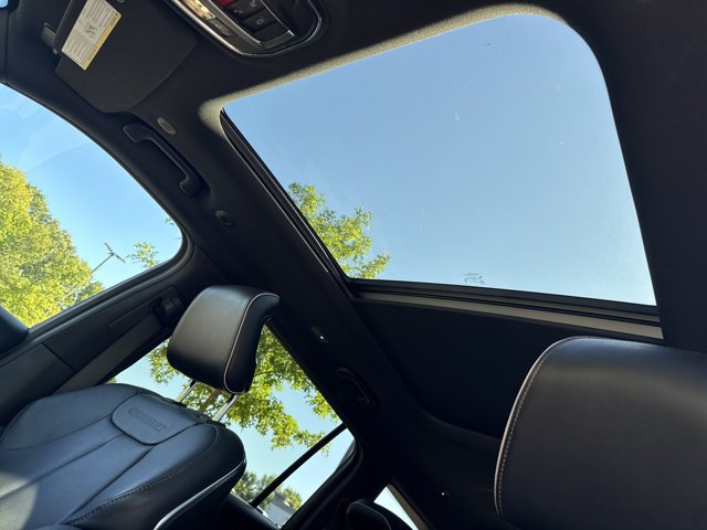 Certified 2025 Jeep Grand Cherokee L Summit AWD/4WD image 39