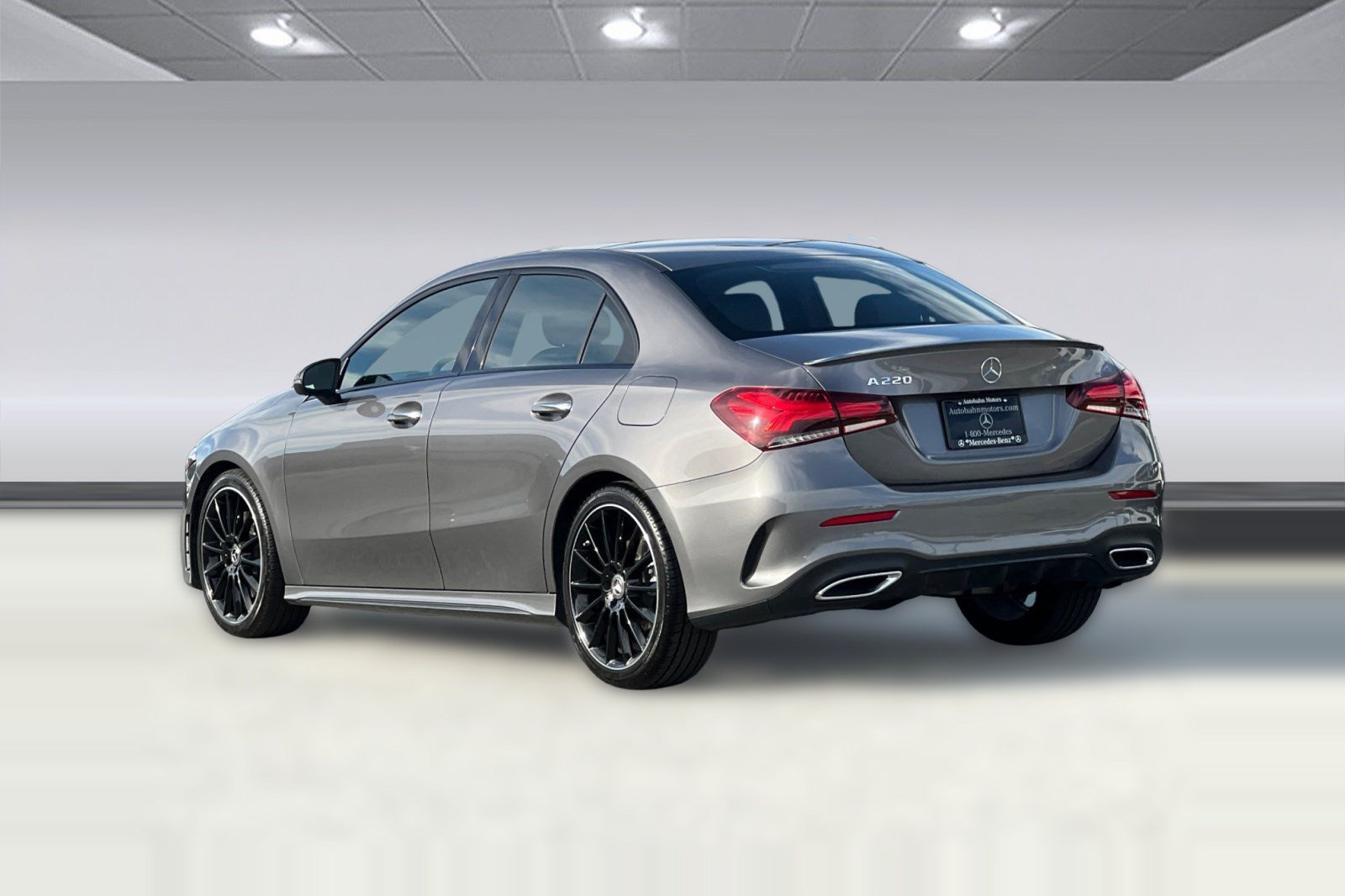 Used 2020 Mercedes-Benz A 220 image 3