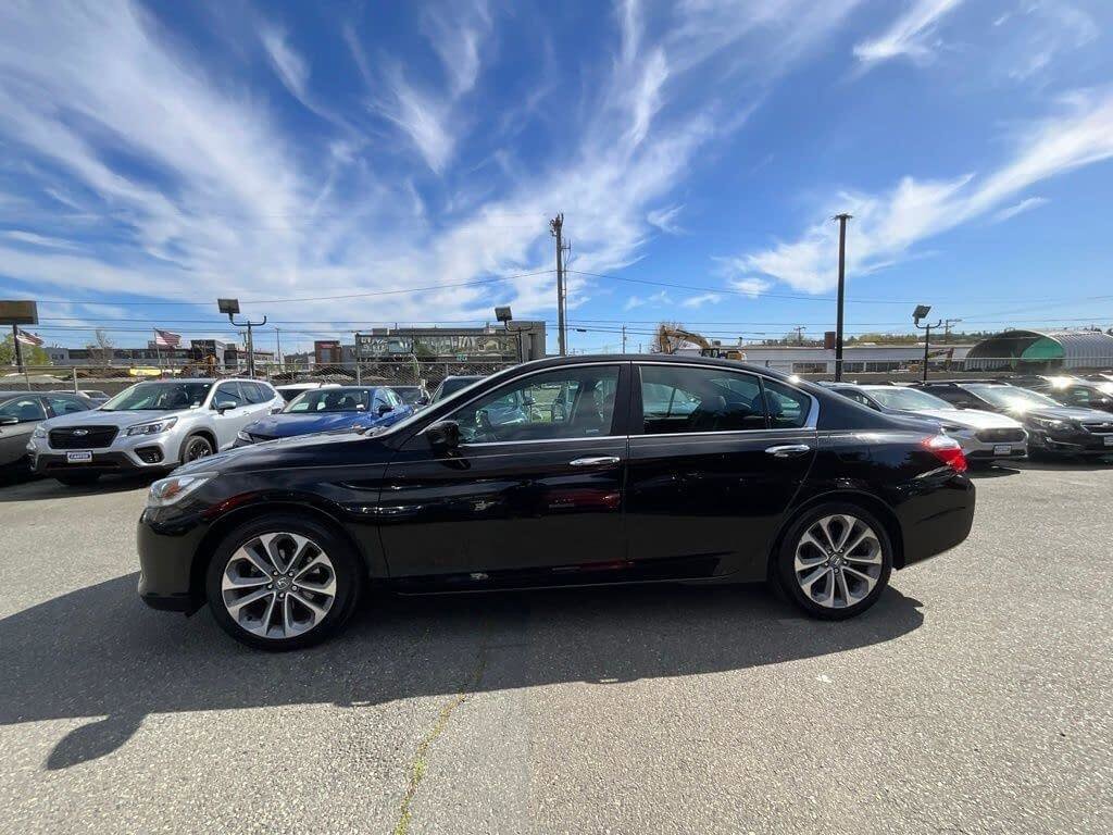 Used 2013 Honda Accord Sport image 5