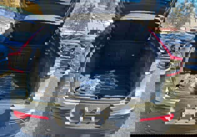 Certified 2023 Volvo C40 P8 Recharge Ultimate w/ Protection Package Premier image 5