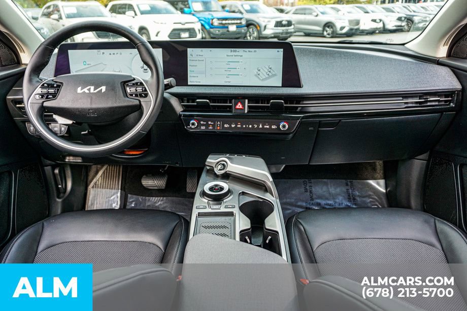 Used 2024 Kia EV6 Light image 25