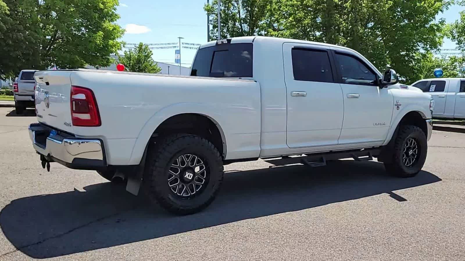 Used 2019 RAM 3500 Laramie AWD/4WD image 8