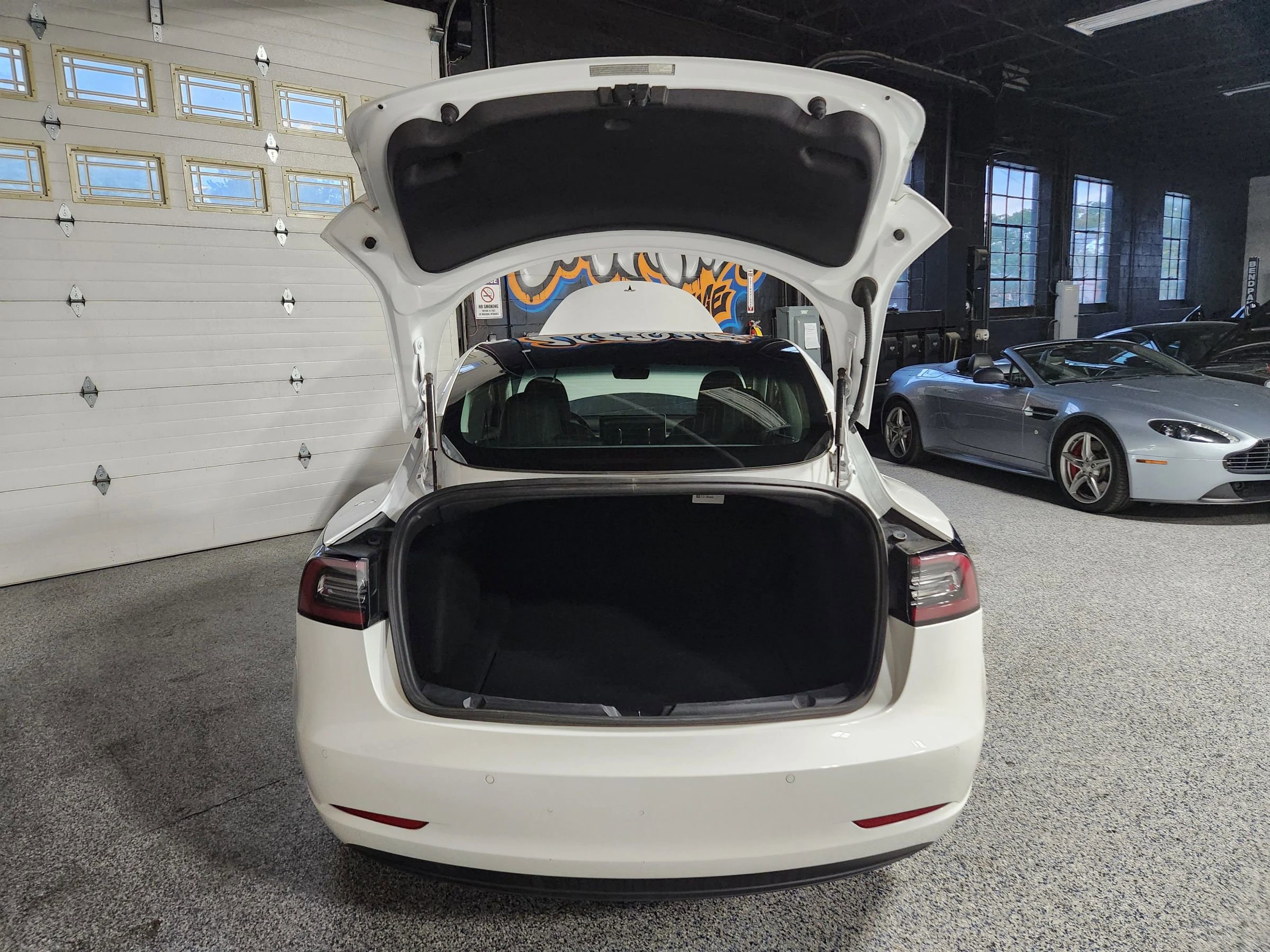 Used 2020 Tesla Model 3 Long Range image 10