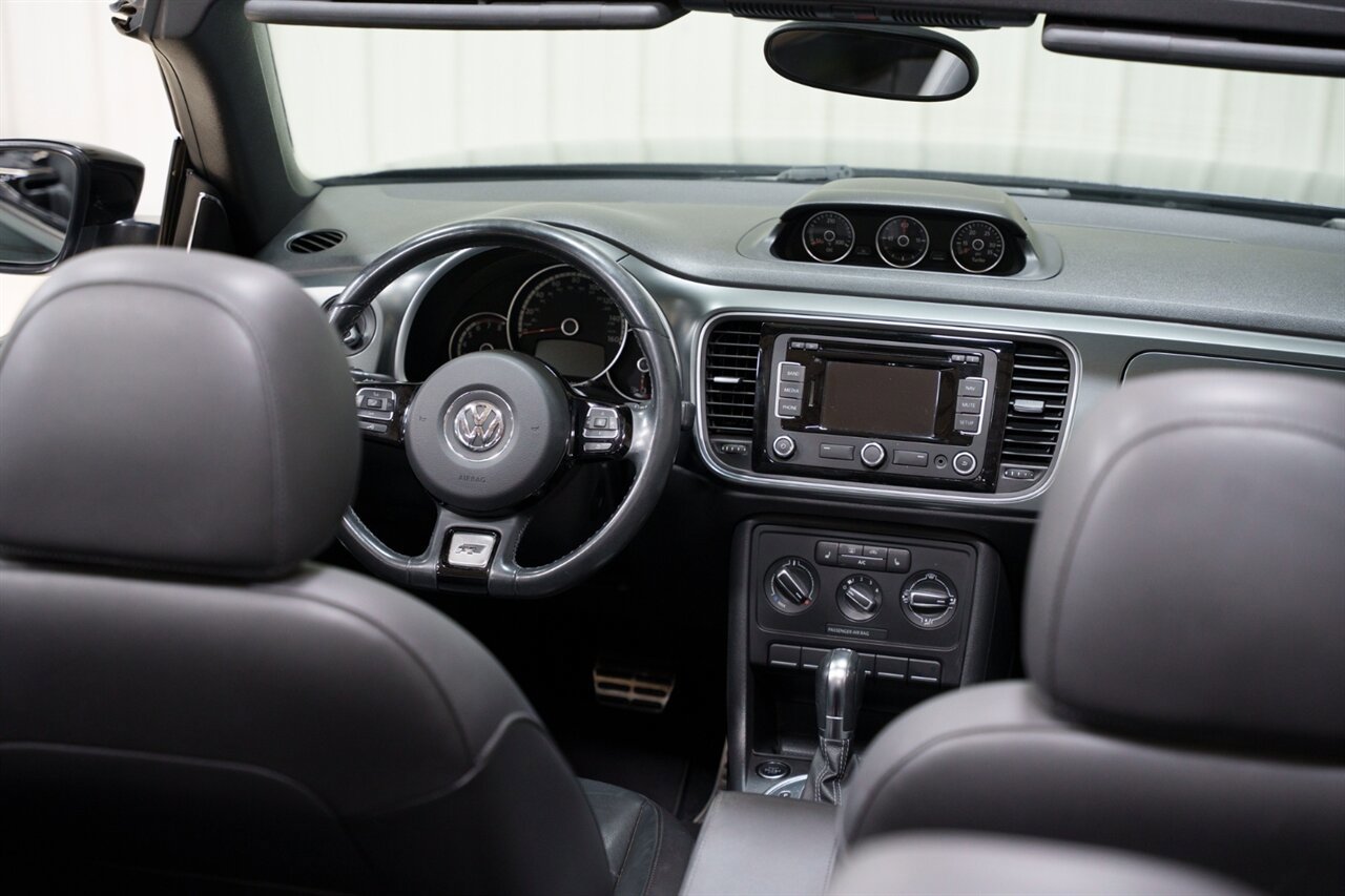 Used 2014 Volkswagen Beetle R-Line FWD image 15