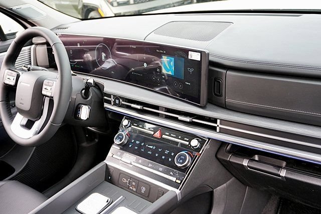 New 2026 Hyundai Santa Fe Limited AWD/4WD image 13
