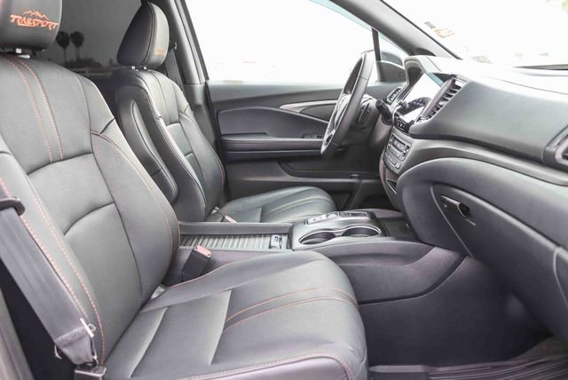Used 2023 Honda Passport TrailSport image 18