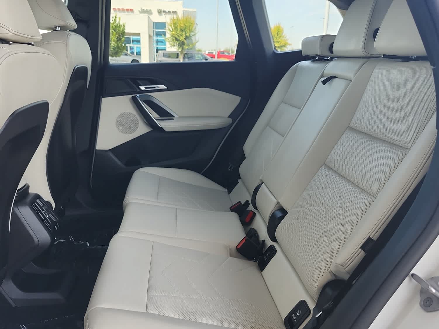 Used 2026 BMW X1 xDrive28i AWD/4WD image 27