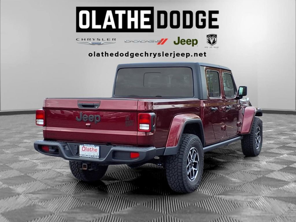 Used 2021 Jeep Gladiator Willys image 27