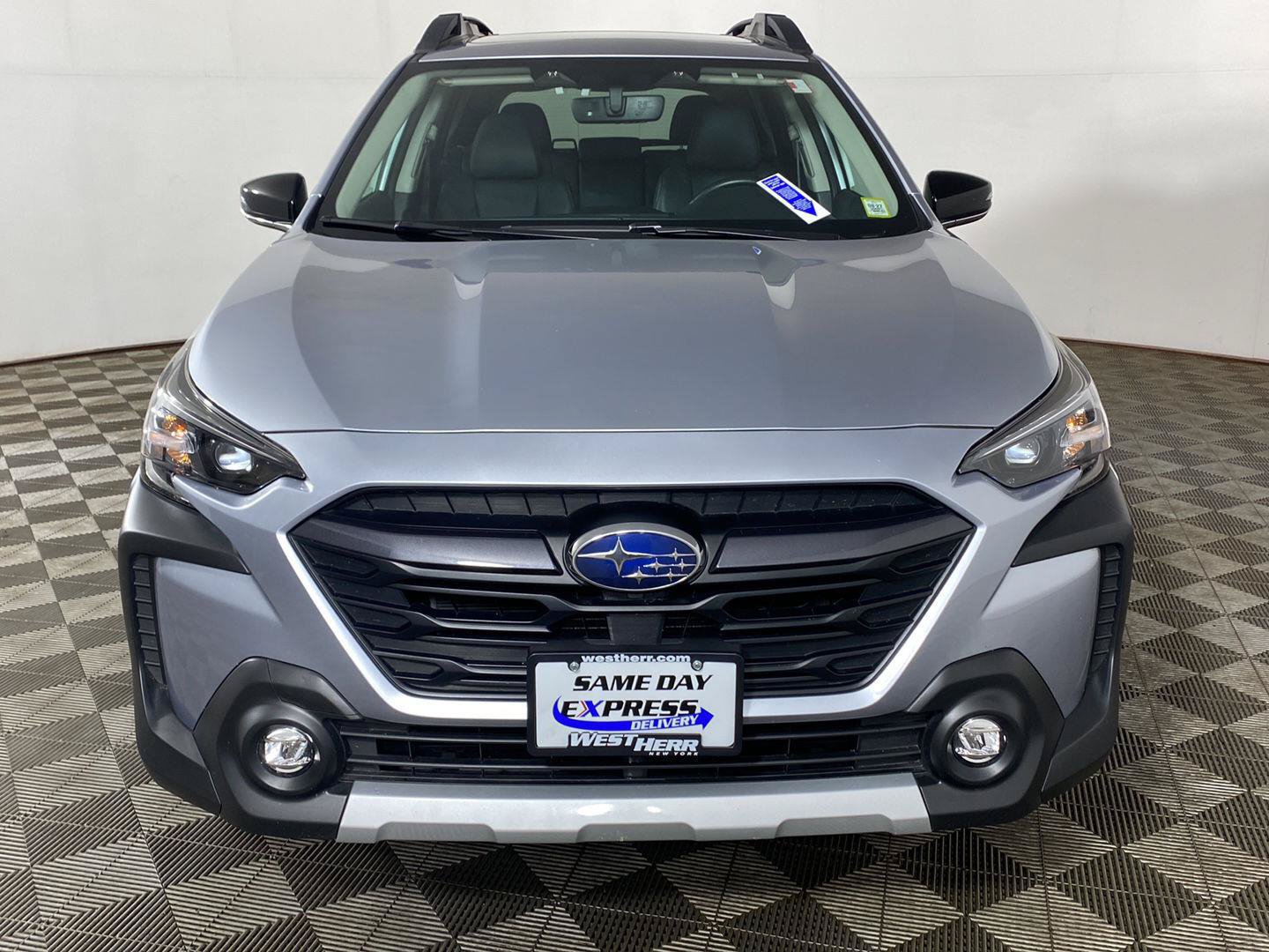 Certified 2025 Subaru Outback Limited w/ Tech Package 3 AWD/4WD image 9