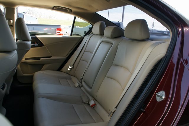 Used 2015 Honda Accord Touring image 27