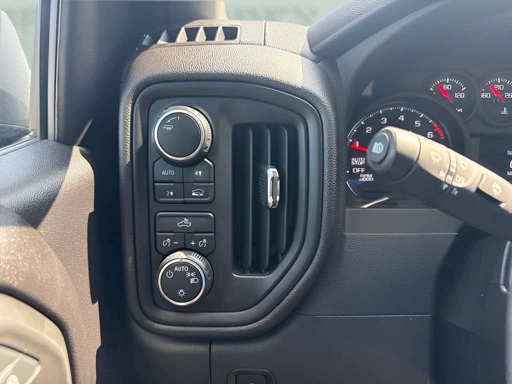 Used 2024 Chevrolet Silverado 1500 Custom AWD/4WD image 18