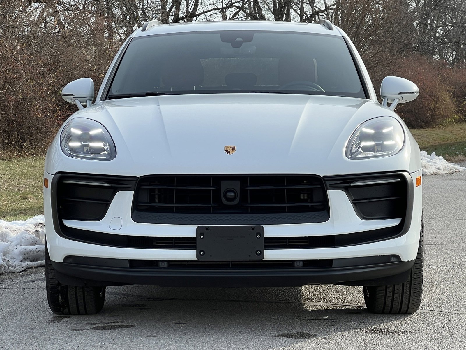 Certified 2024 Porsche Macan image 7