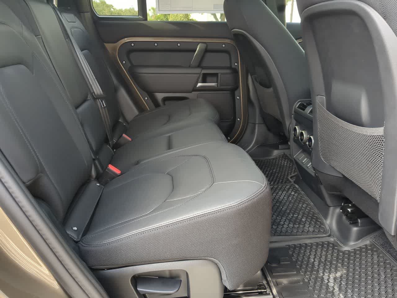 New 2026 Land Rover Defender 110 X AWD/4WD image 22
