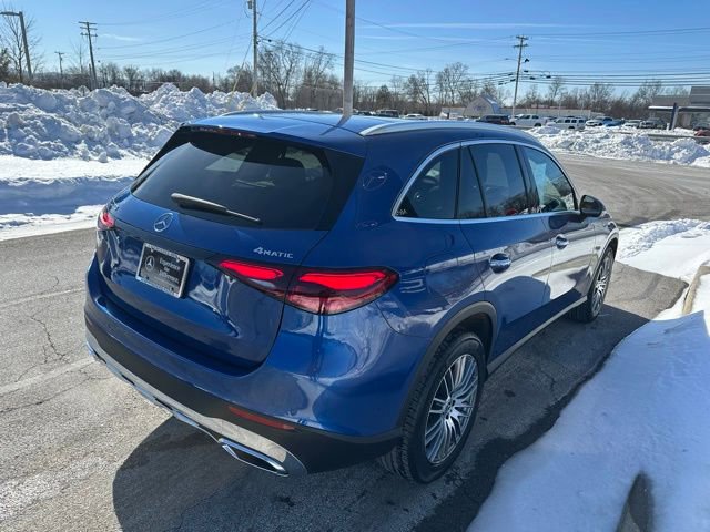 Used 2026 Mercedes-Benz GLC 300 4MATIC image 5