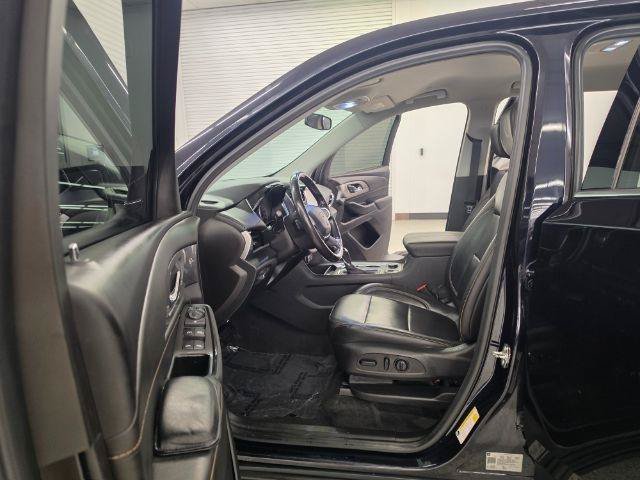 Used 2020 Chevrolet Traverse LT AWD/4WD image 8