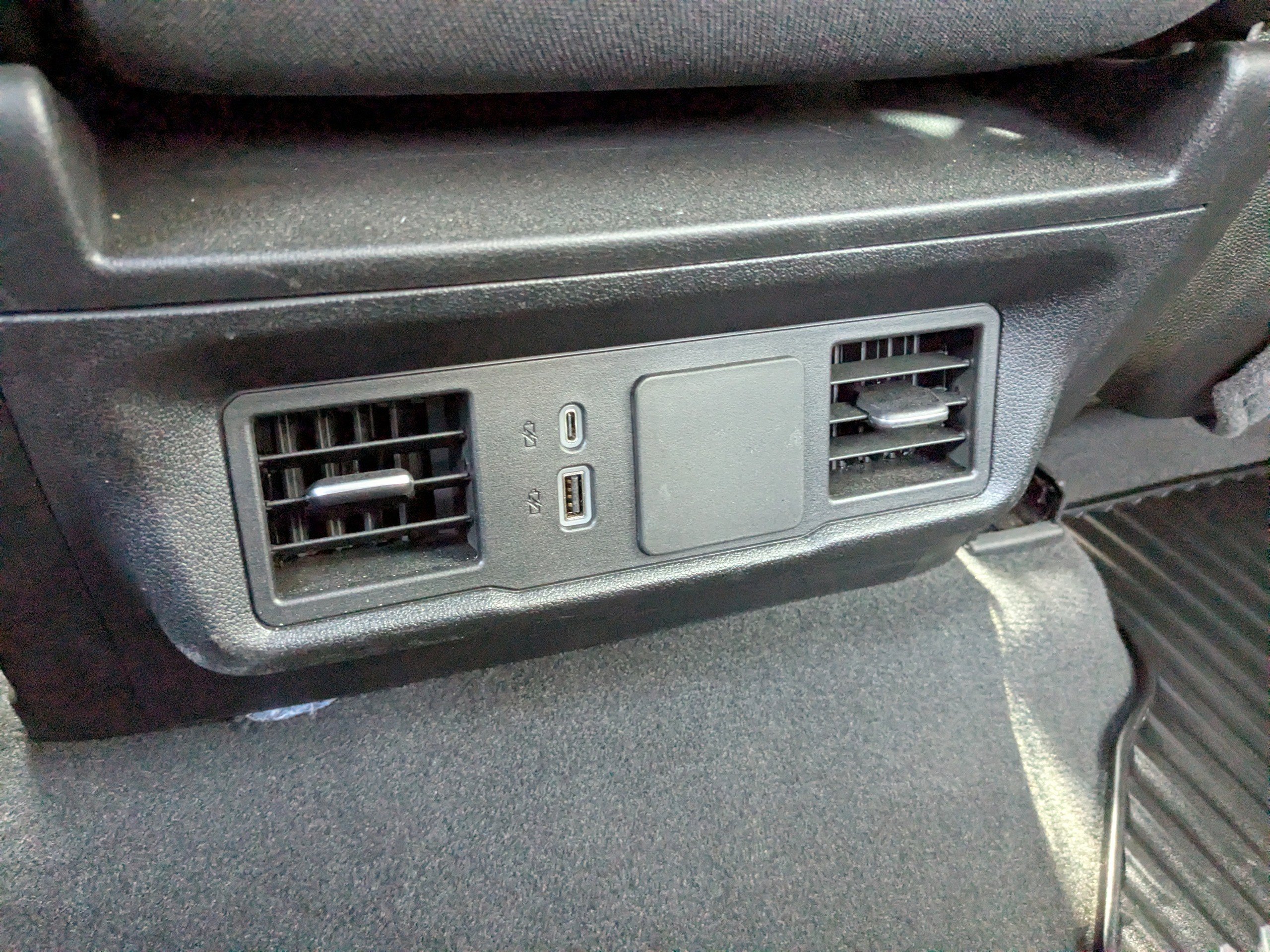 Used 2026 Chevrolet Silverado 1500 Custom Trail Boss w/ LPO, Dark Essentials Package image 14