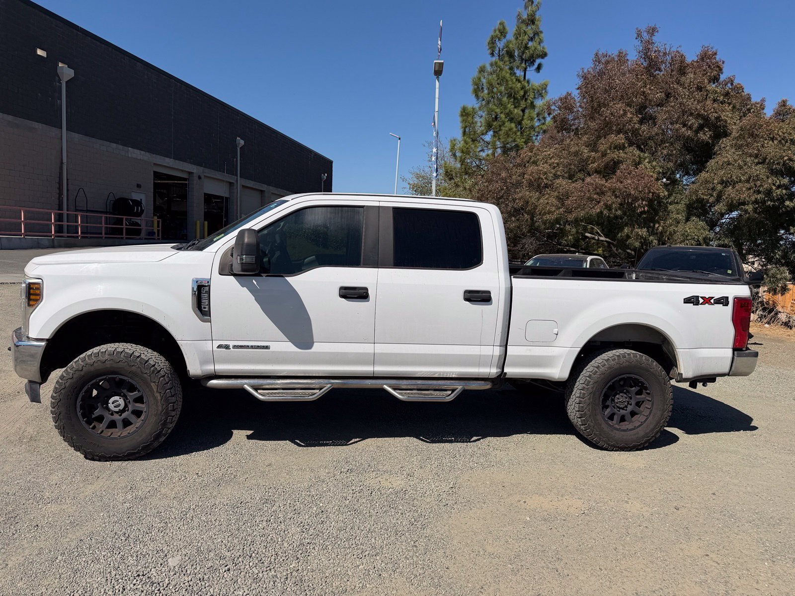 Used 2018 Ford F250 XL w/ STX Appearance Package AWD/4WD image 2