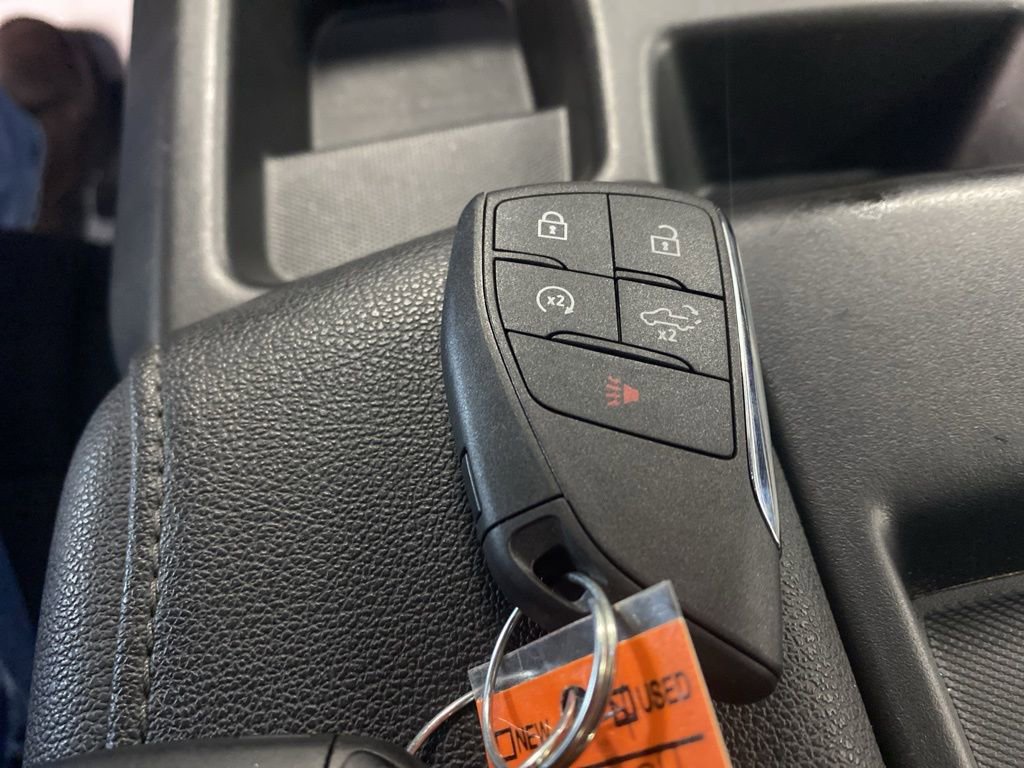 Used 2024 GMC Sierra 1500 Elevation image 34