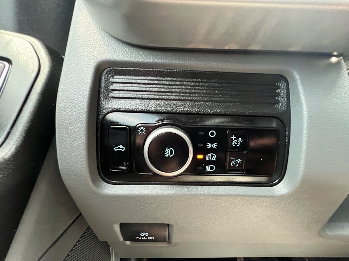 Used 2023 Ford F250 XL w/ 360-Degree Camera Package AWD/4WD image 32