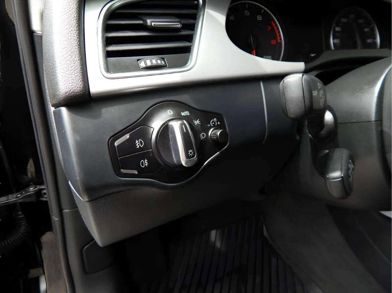 Used 2012 Audi A4 2.0T Premium Plus image 25