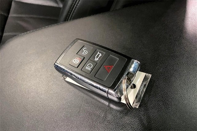 Used 2020 Land Rover Range Rover Sport HSE image 11
