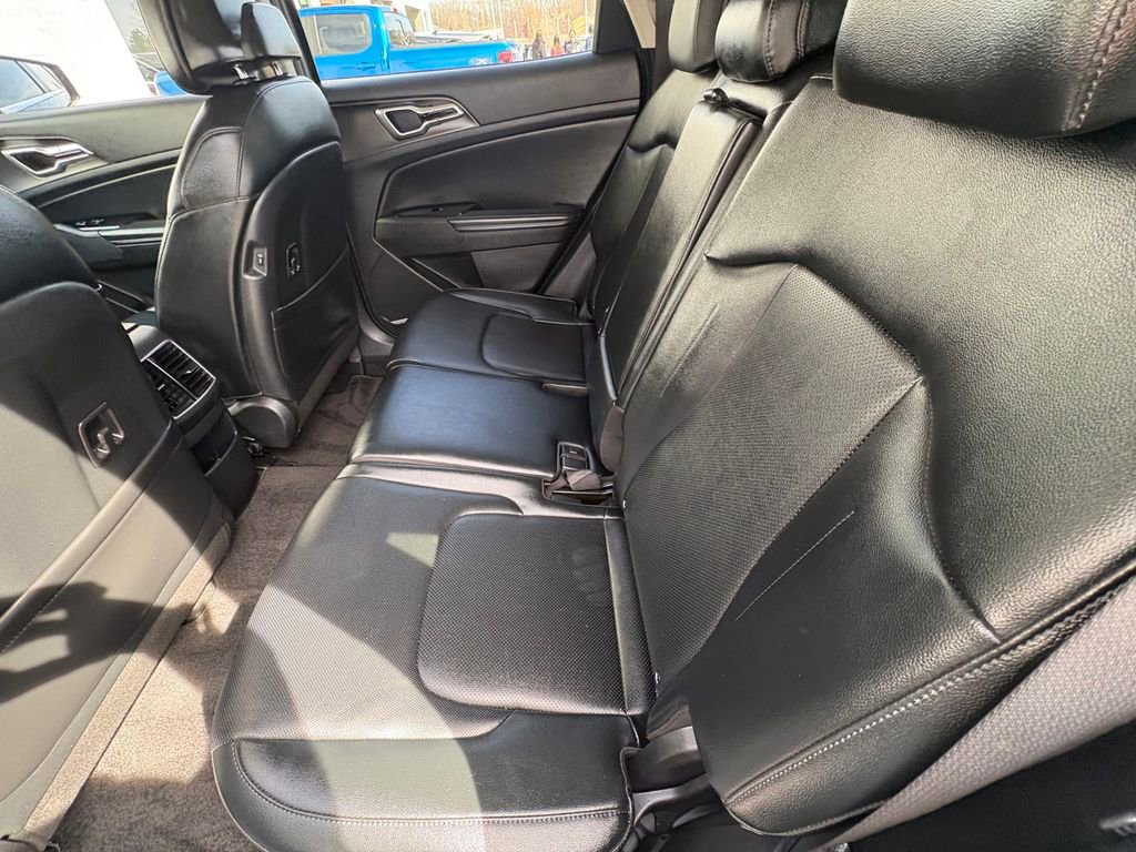 Used 2023 Kia Sportage EX image 23