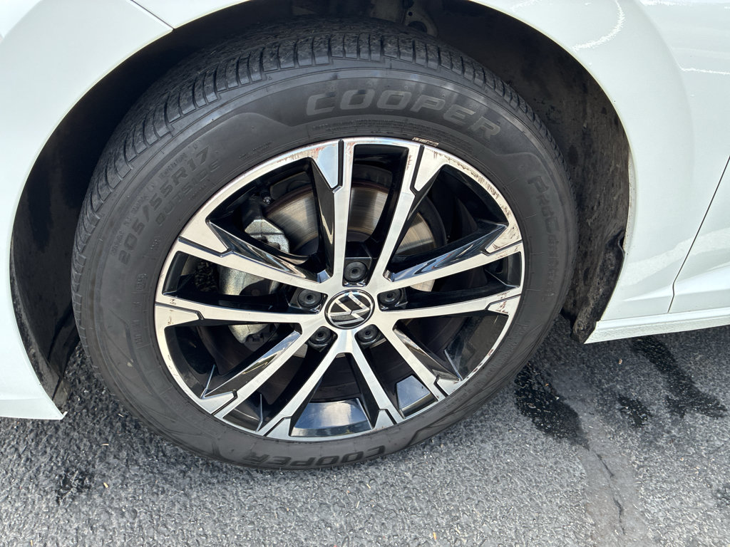 Used 2023 Volkswagen Jetta Sport FWD image 13