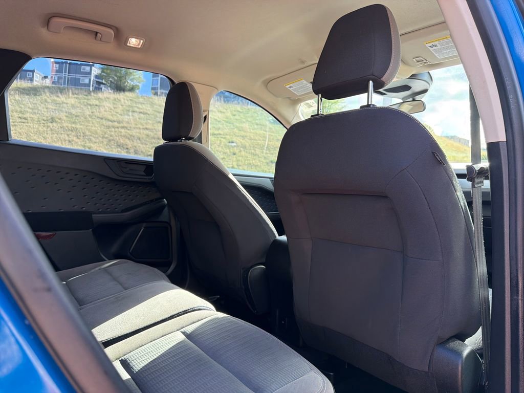 Used 2020 Ford Escape S image 27