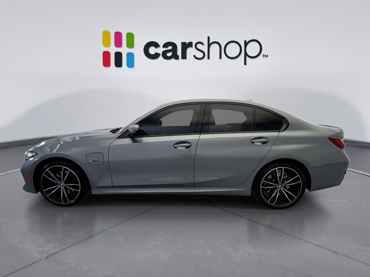 Used 2023 BMW 330e xDrive w/ M Sport Package AWD/4WD image 2