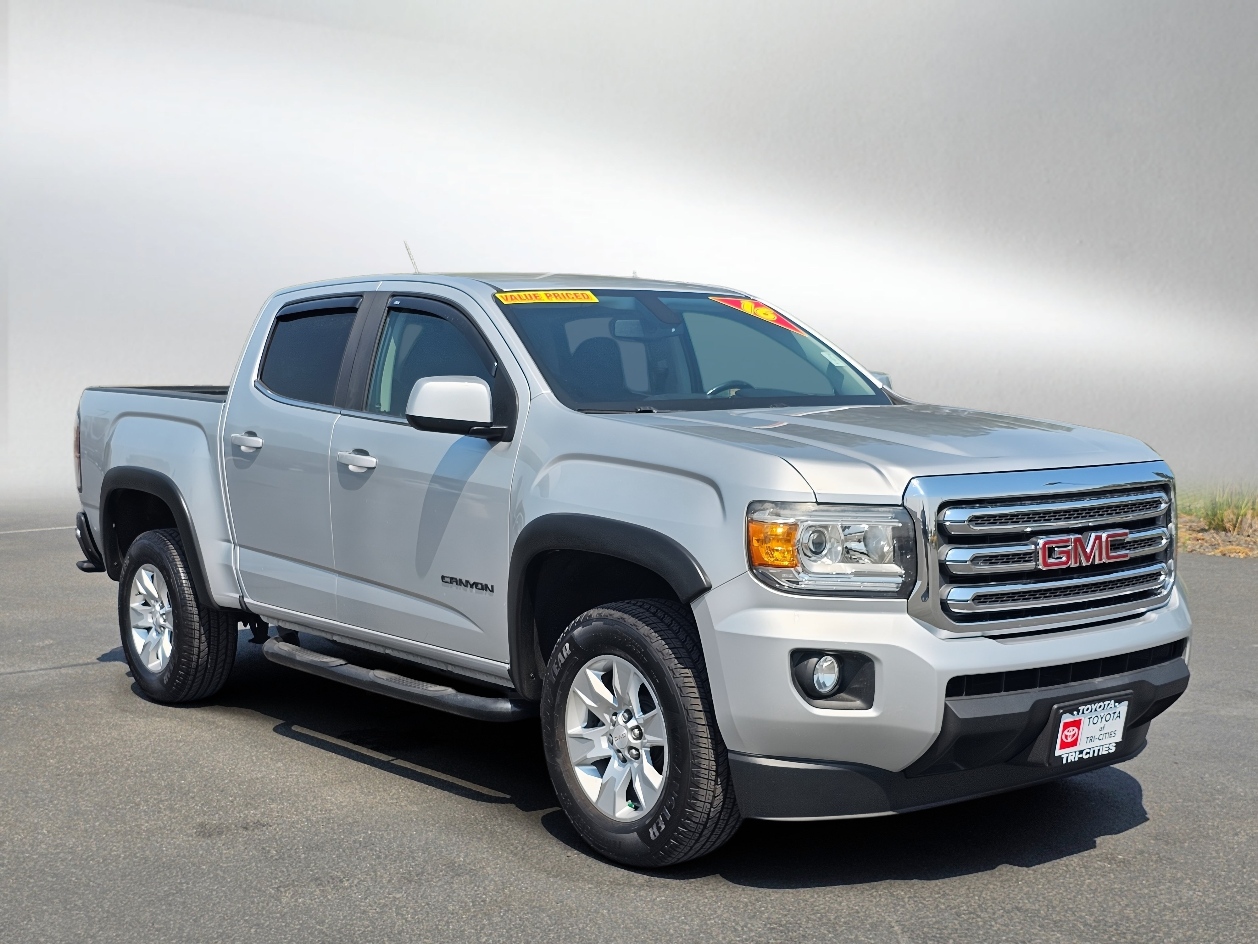 Used 2016 GMC Canyon SLE w/ SLE Convenience Package RWD image 7