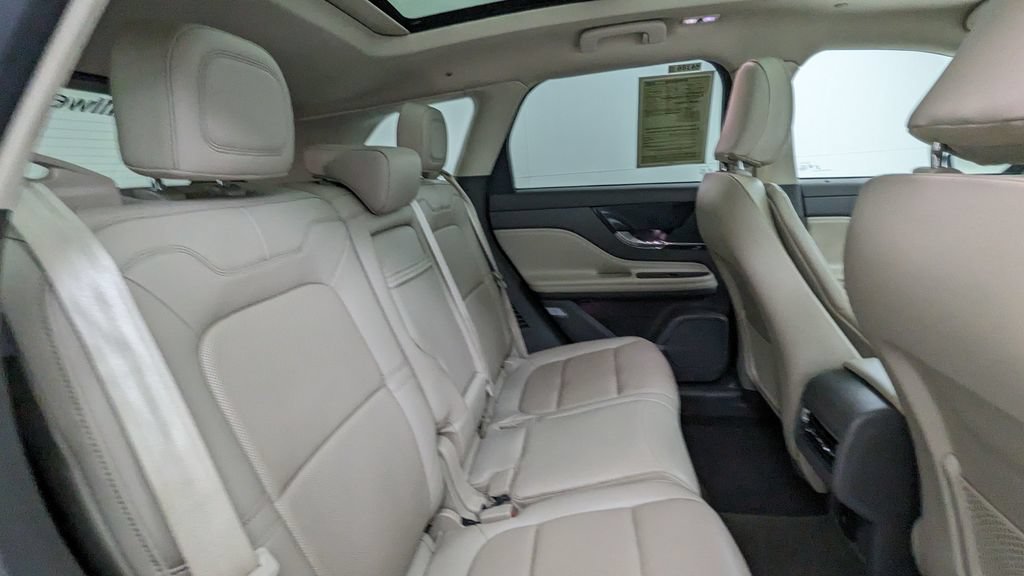 Used 2021 Lincoln Corsair Reserve FWD image 36