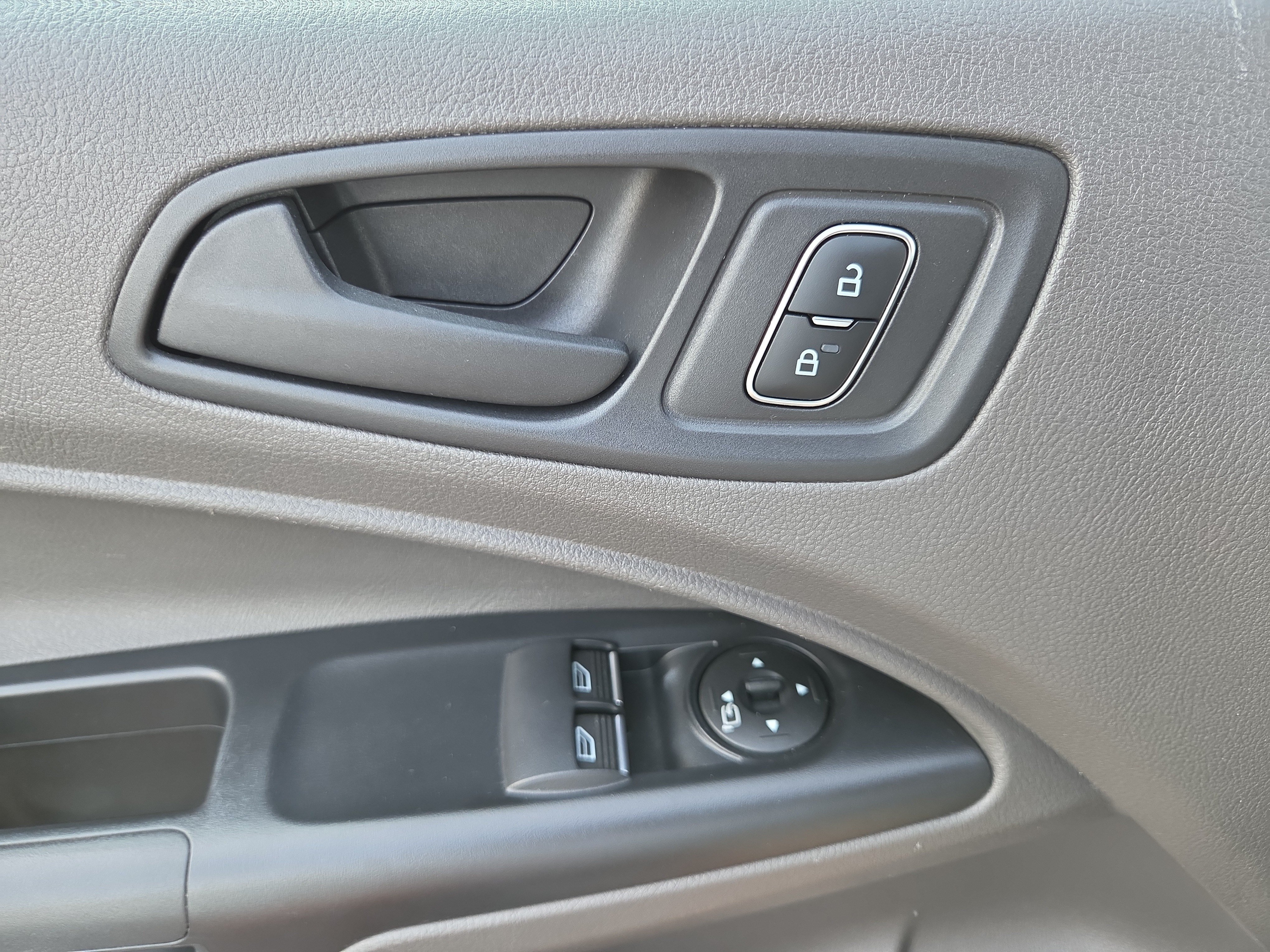 Used 2023 Ford Transit Connect XL FWD image 29