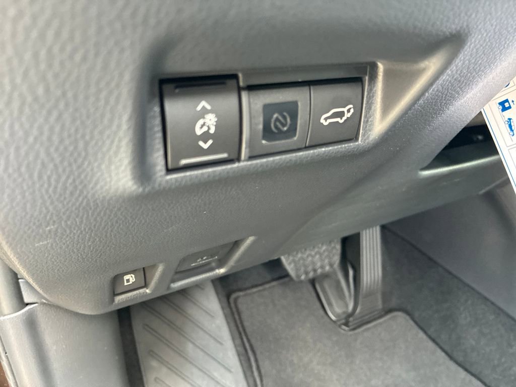New 2026 Toyota RAV4 XLE Premium AWD/4WD image 38