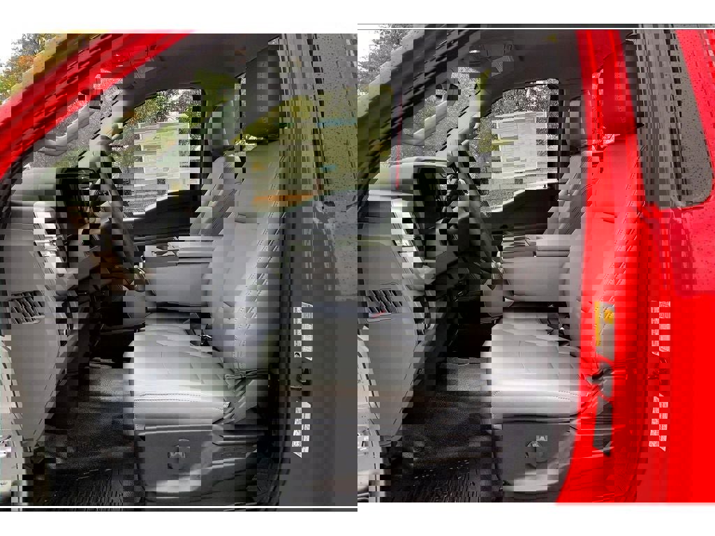 New 2026 Ford F250 XL w/ XL Off-Road Package image 8