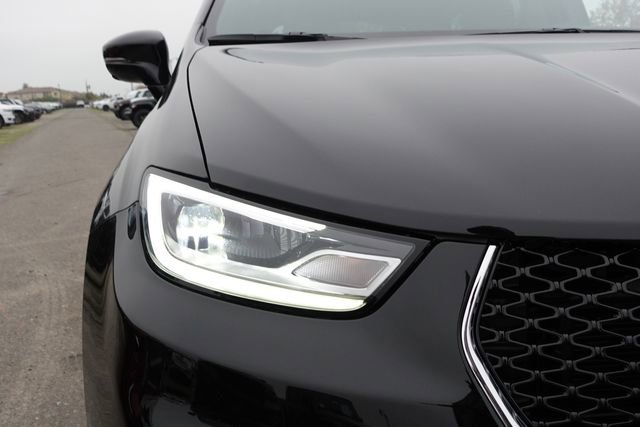 New 2026 Chrysler Pacifica Select image 5