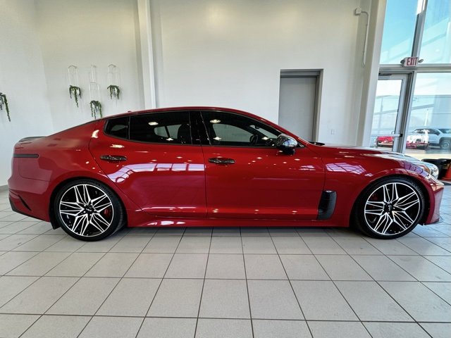 Used 2022 Kia Stinger GT2 image 38
