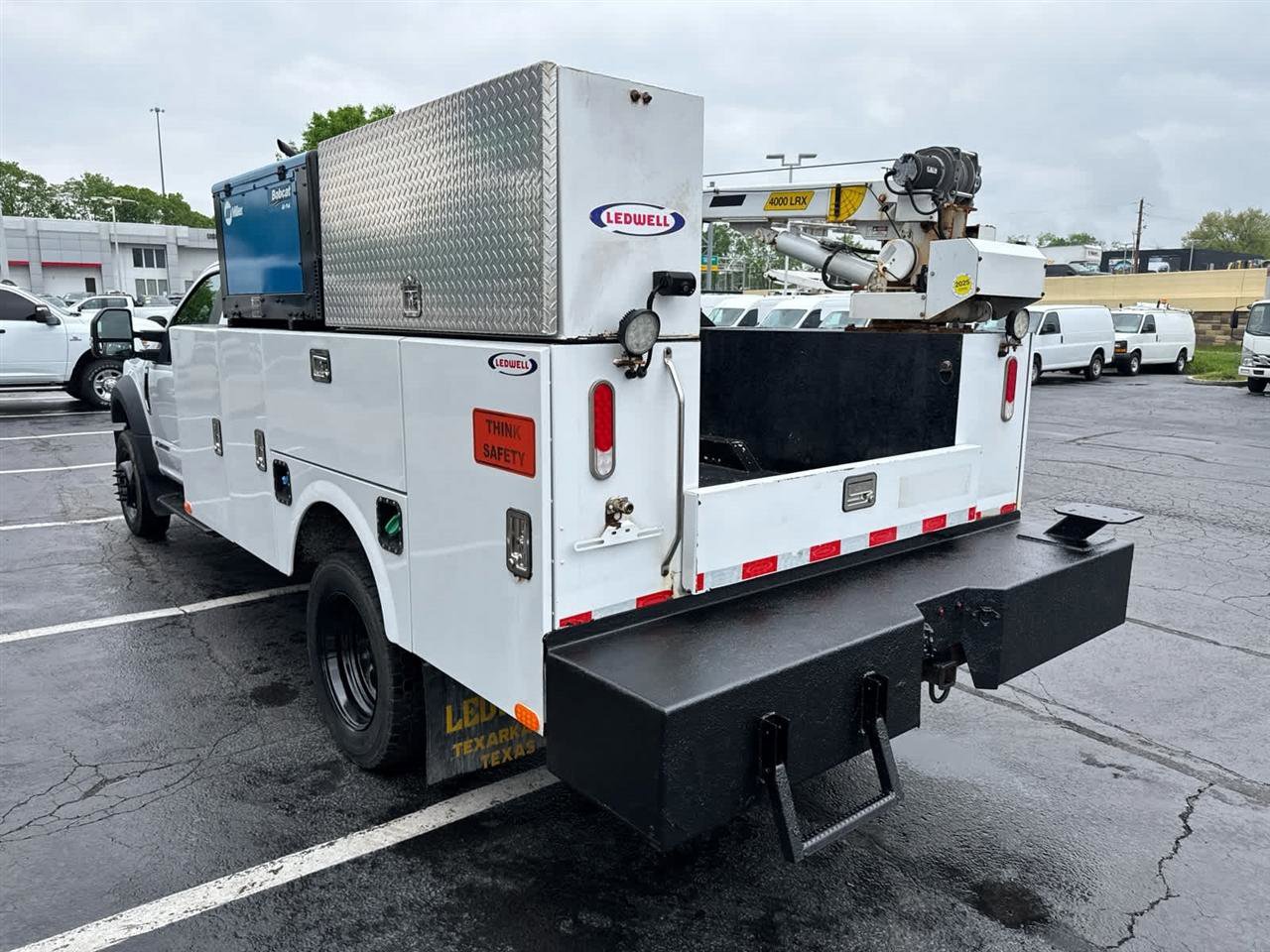Used 2019 Ford F550 4x4 Regular Cab Super Duty image 7