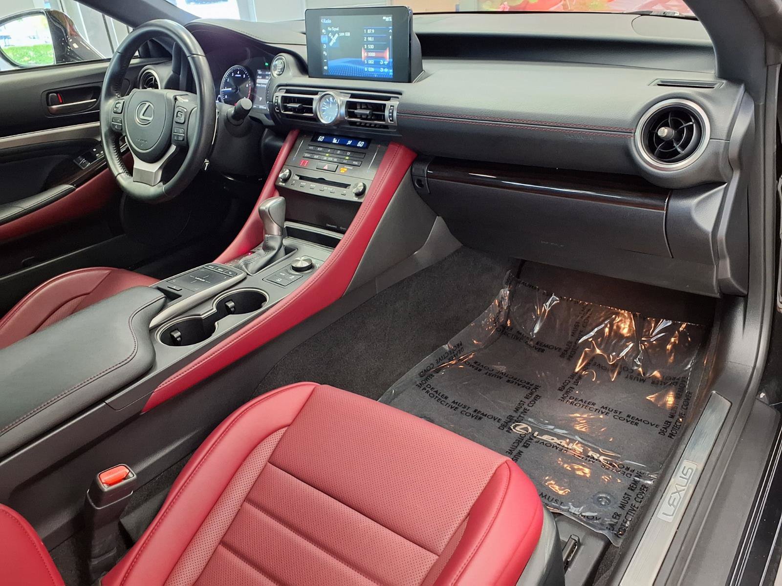 Used 2023 Lexus RC 300 RWD image 9