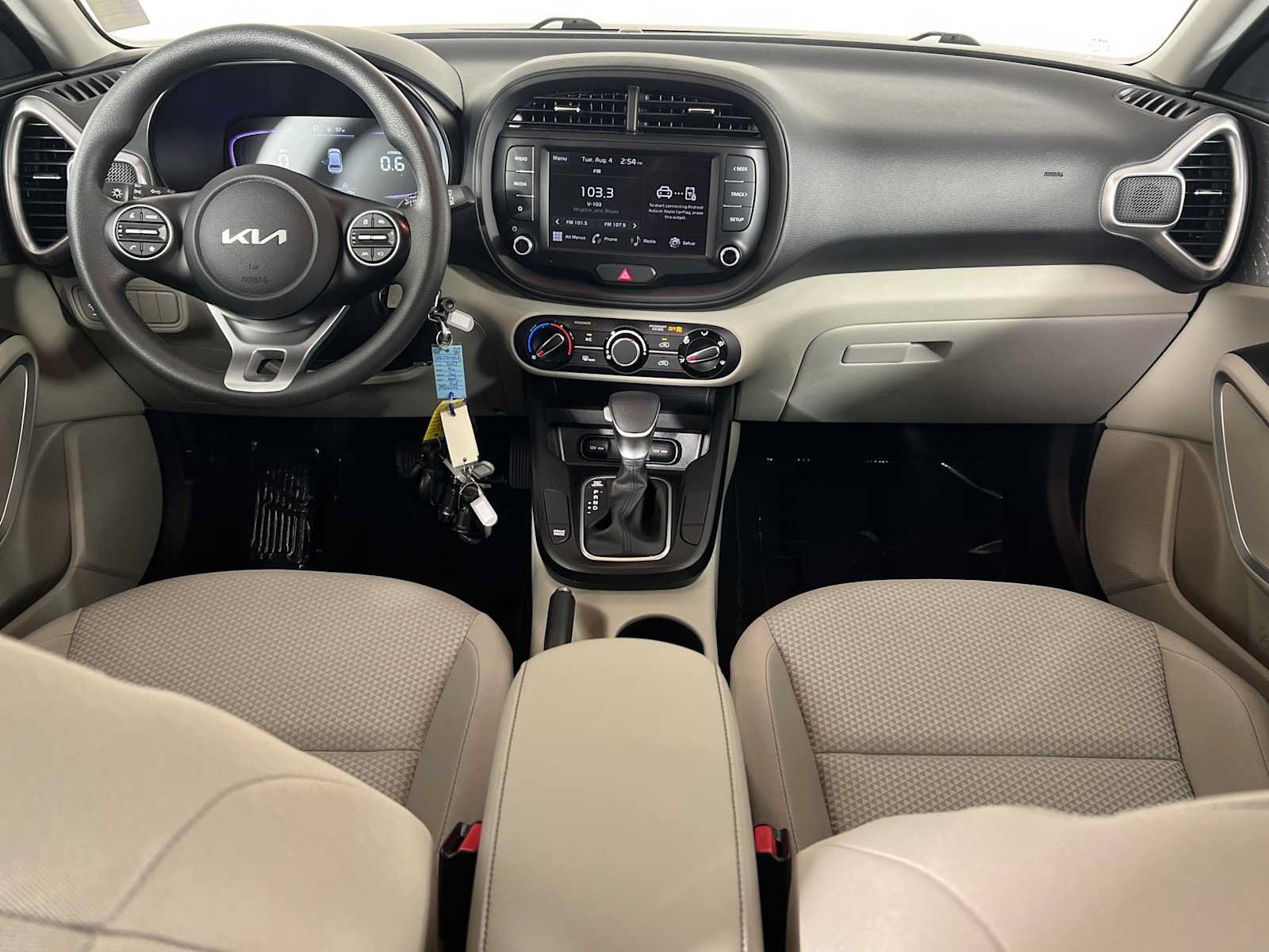 Used 2023 Kia Soul LX FWD image 20