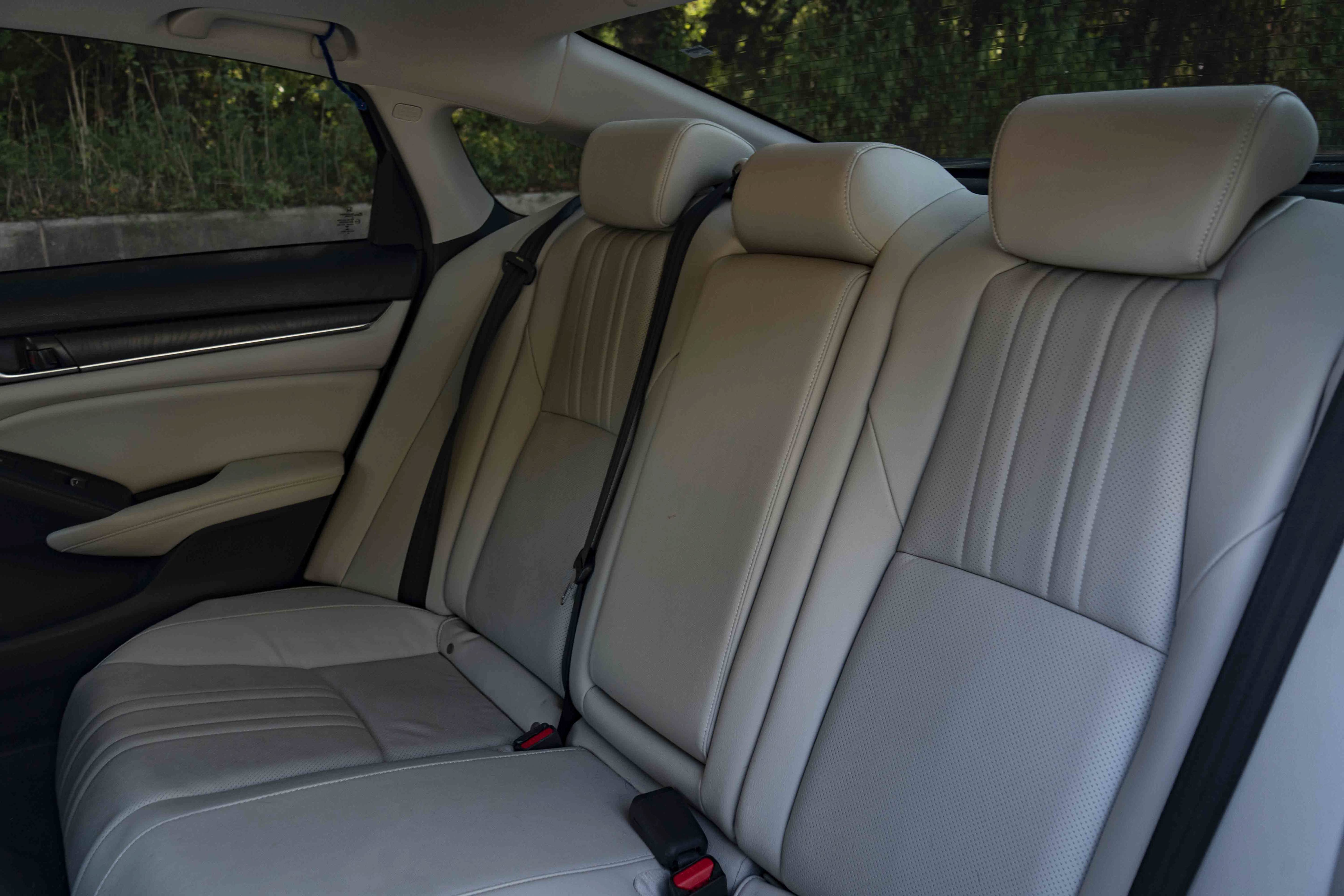 Used 2020 Honda Accord Touring image 18