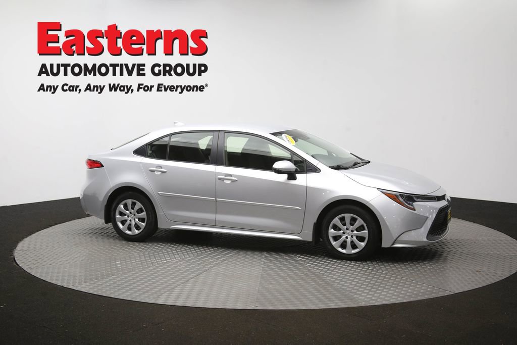 Used 2022 Toyota Corolla LE FWD image 45