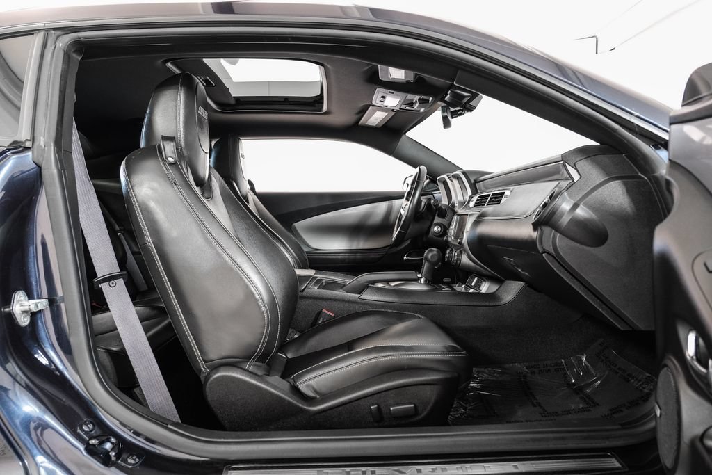 Used 2014 Chevrolet Camaro SS w/ RS Package RWD image 39