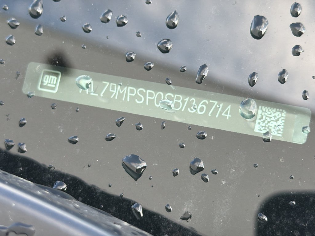 Used 2025 Chevrolet TrailBlazer LT FWD image 2
