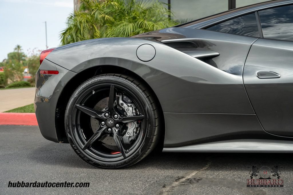 Used 2017 Ferrari 488 GTB RWD image 36