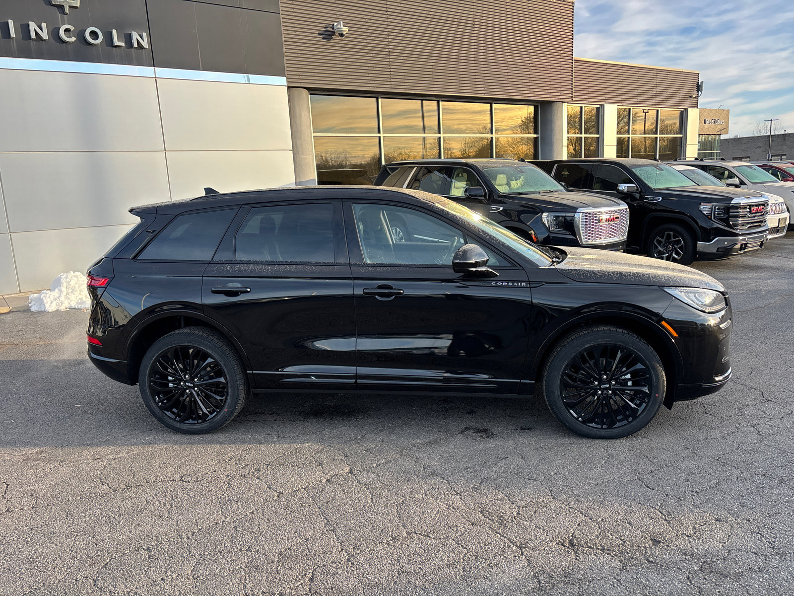 New 2026 Lincoln Corsair Premiere image 8